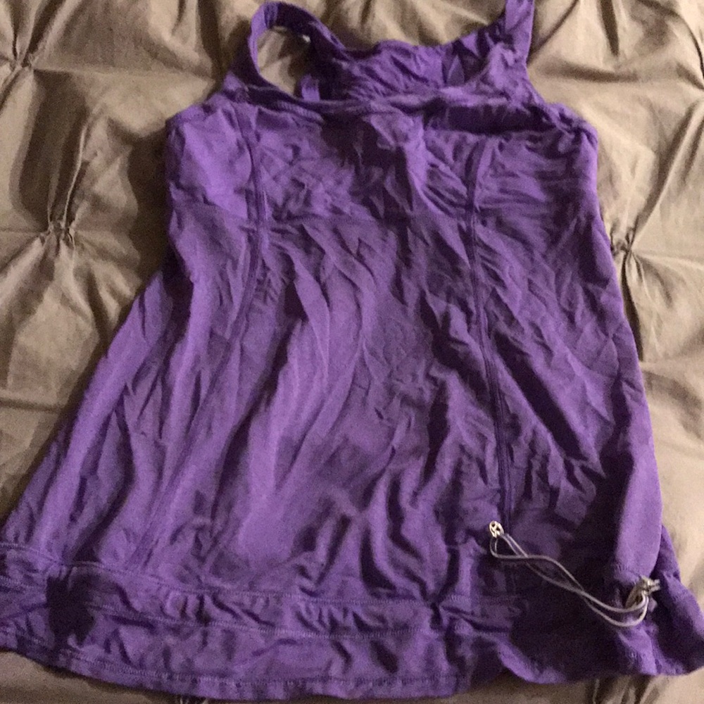 Lululemon tank
